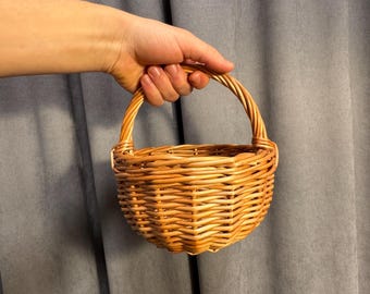 Mini Handwoven Willow Basket with Handle, Small Wicker Basket, Rustic Home Decor, Handmade in Germany, Gift Basket, Storage Basket