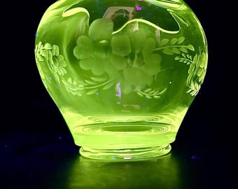 Vintage Etched Glass Bowl Manganese Glow UV Reactive Floral Ruffled Rim Votive Holder