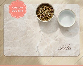 Tapete de comida para perros personalizado / Accesorio de alimentación antideslizante beige / Regalo para amantes de los perros