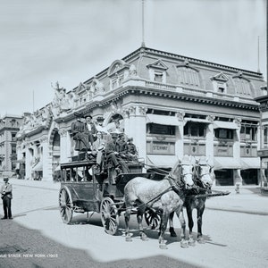 Vintage Photograph of a Fifth Avenue Stage, New York circa 1903