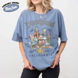Mickey and Friends Disneyland California Graphic T-Shirt | Comfort Colors Vintage Style Bild 7