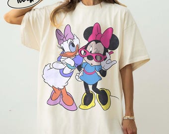 t-shirt graphique Minnie & Daisy vintage, sweat-shirt rétro Disney Friends, sweat à capuche blanc couleurs confortables, tenue de vacances Disney, cadeau bestie