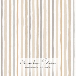 Op de afbeelding: Naadloos patroon met verticale strepen in beige, grijs en wit. De strepen hebben een handgeschilderde uitstraling. De tekst "Seamless Pattern" is in cursief geschreven. Afmetingen afbeelding: 4000 x 4000 PX, JPG, 300 DPI.