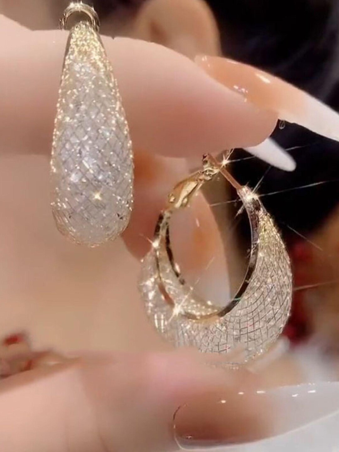 OLALACLAYCO Luxury Mesh Design Hoop Earrings, Gold-plated Crystal ...