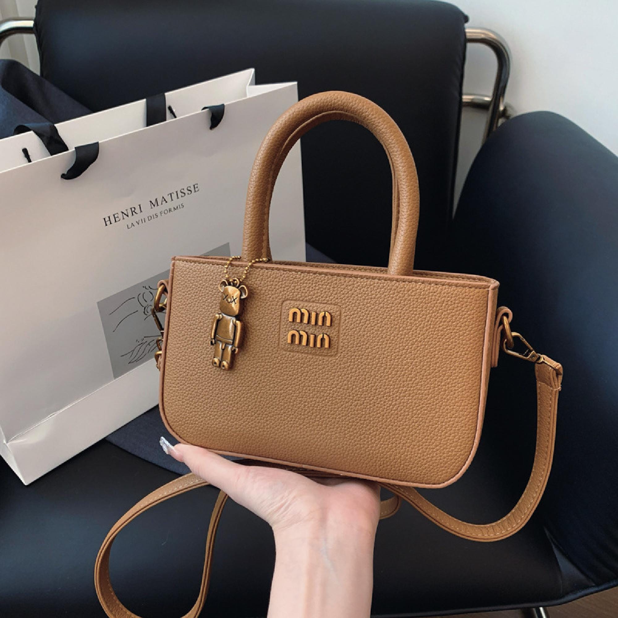 バッグ 90s MIU MIU LEATHER SHOULDER HAND BAG MIU MIU Vintage Archive Black Leather Shoulder Bag | eBay