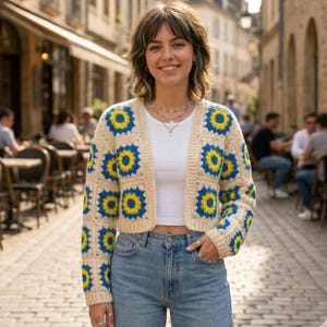 Granny Square Crochet Cardigan Pattern | Retro Floral Crochet Sweater Pattern | Boho Patchwork Cardigan Pattern | PDF Crochet Pattern