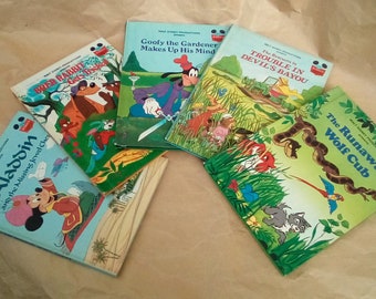 Disneys Wonderful World of Reading - with Mickey Mouse Brer Rabbit Jungle Book The Rescuers and Goofy the Gardener - 80s Matt Covers