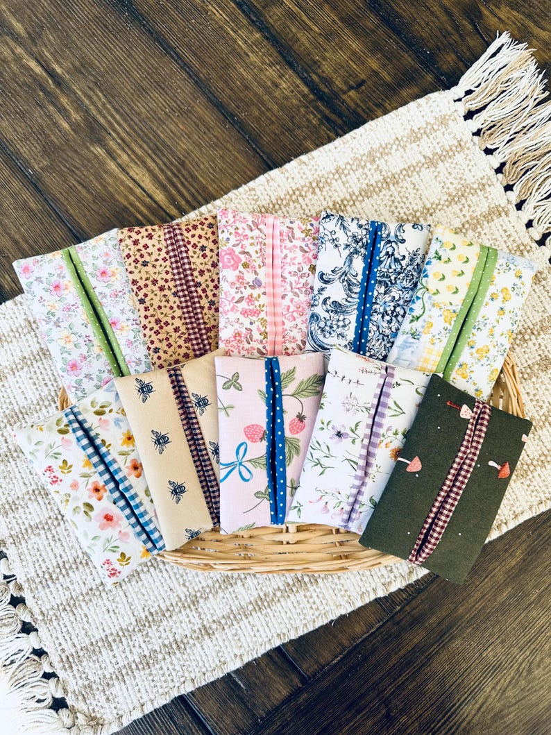 Tissue Rug Handmade Fabric Travel Tissue Holder | Pocket Tissue Case | Sewn Cotton ...