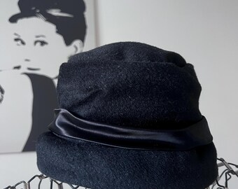 Vintage 50s GLENOVER HENRY POLLAK BlackFelt Lace Ribbon Bucket Hat Dark Academia Vintage 50s GLENOVER HENRY POLLAK BlackFelt Lace Ribbon  main image 3