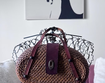 Antyczna torebka Skalins z wikliny, słomkowa (brak guzika)