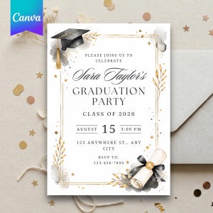 Puede incluir: Elegante invitación a una fiesta de graduación con birrete negro, detalles dorados y el texto "Sara Taylor's Graduation Party, Class of 2026." Incluye fecha, hora e información de RSVP. Presenta un pergamino y elementos decorativos.