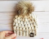 Chunky Knit Beanie, Chunky Knit Hat, Hand Knitted Toque, Puff Stitch, Newborn Beanie with pom pom, Newborn Size, Oatmeal and Faux Fur PomPom