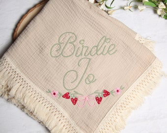 Personalized Embroidered Baby Muslin Swaddle Blanket with Name and Strawberry Bow Design, Organic Cotton baby swaddle, Custom Boho Baby Gift