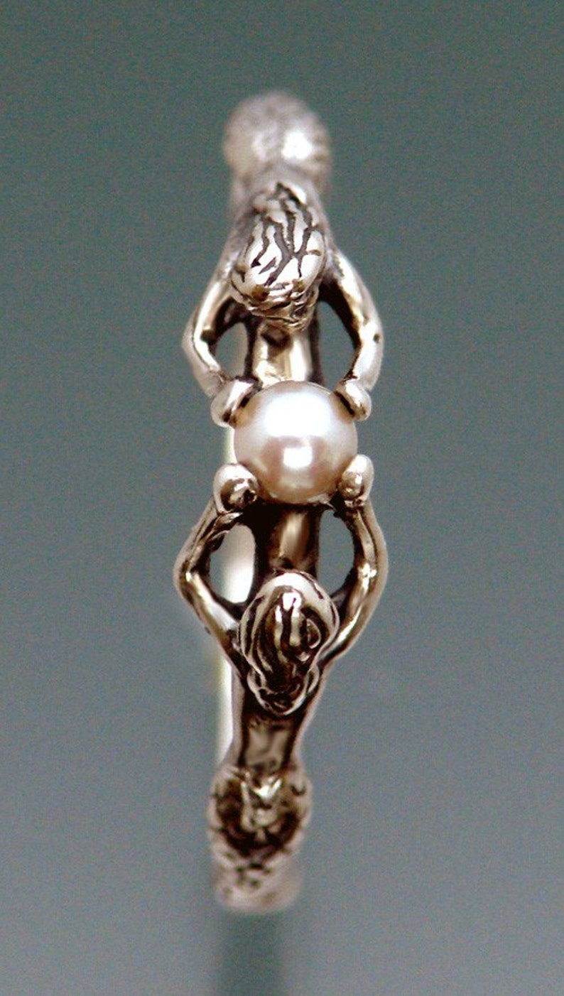 Two Mermaids Ring with Pearl in Sterling Silver Size 3 to 9 image 3