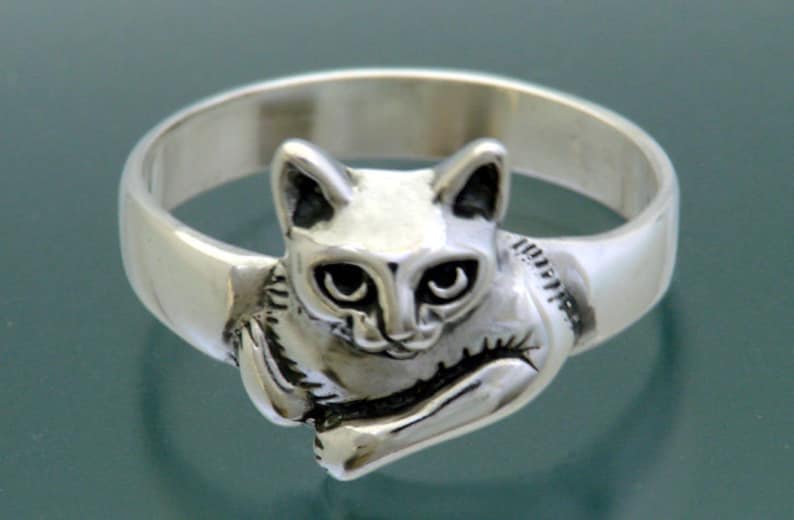 Moonpie Ring Cat Ring Size 3 to 9.5 image 1