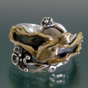 Tree Frog Bi-Metal Ring Sterling Silver and Bronze image 3