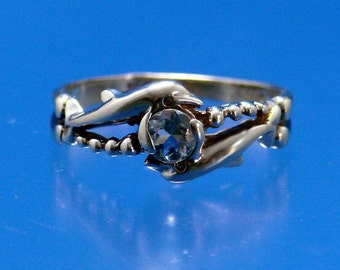 Two Dolphins Ring with Aquamarine 14k ~ Size 6