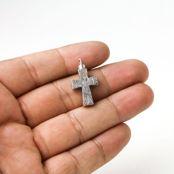 Vintage Sterling Silver Etched Cross Pendant - image 4