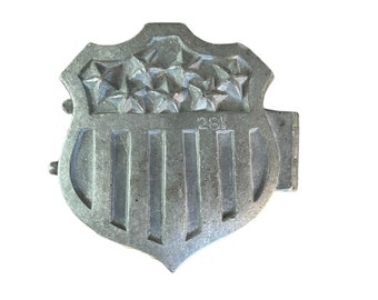 Vintage Pewter Ice Cream Mold American Shield