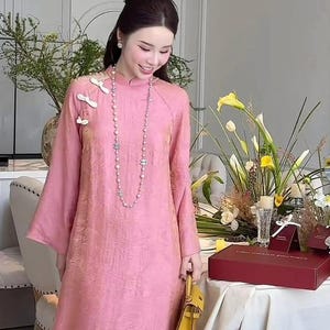 Nowoczesna bluzka z jedwabiu Tencel Ao Dai, sukienka wietnamska, wzór czteropanelowy Pink2