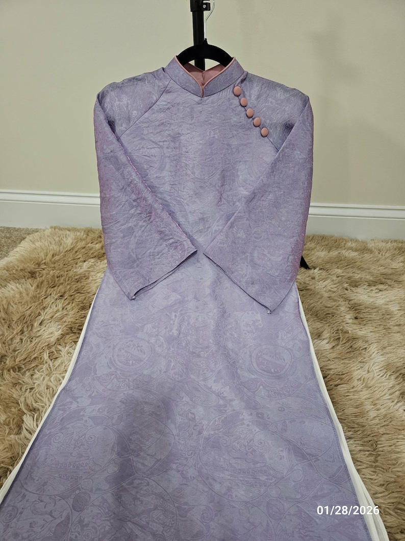 Nowoczesna bluzka z jedwabiu Tencel Ao Dai, sukienka wietnamska, wzór czteropanelowy Purpurowy