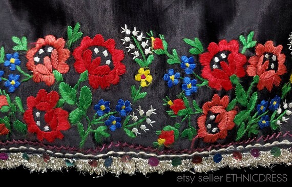 Dancer Rimoc Vintage Hungarian folk costume Rimoc Paloc Hungary | … - Gem