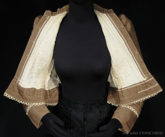 Antique Victorian style brown jacket from Zahorie… - image 10