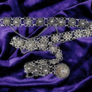 Vintage Asian metal ethnic belt - filigree Indian Ottoman Turkish style | 36&quot; chain flowers delicate folk costume jewelry | fashion design