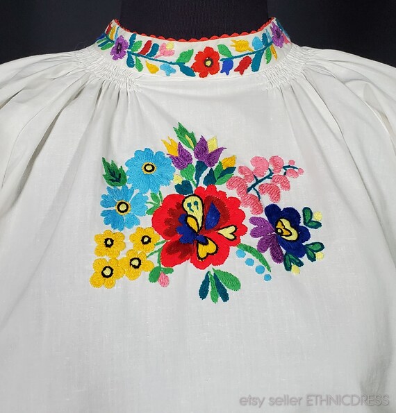 Vintage Ukrainian folk costume blouse from Zakarp… - image 3