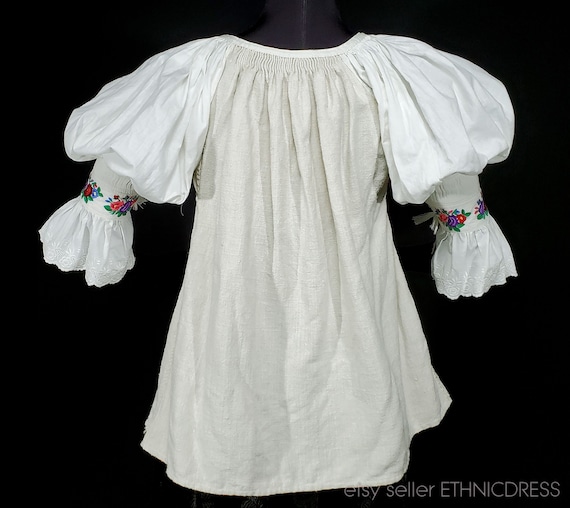 Charming Rusyn folk costume blouse from Saris reg… - image 3