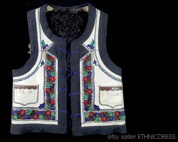 Vintage Romanian folk costume vest handmade in 19… - image 1