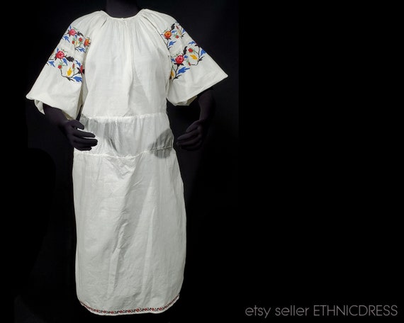 Vintage Ukrainian folk costume cotton dress | han… - image 2