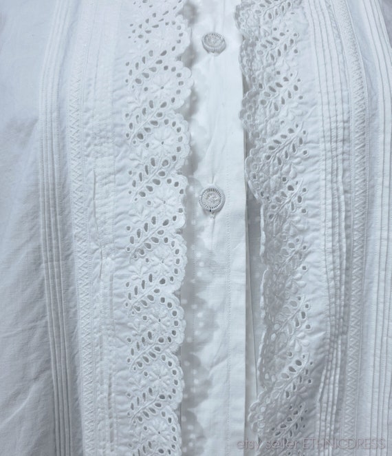 Antique white cotton blouse with embroidered mono… - image 5