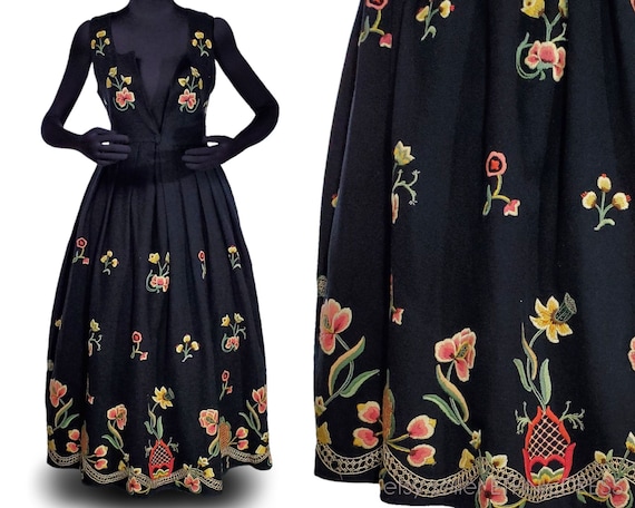 Gorgeous Norwegian bunad folk costume dress from G