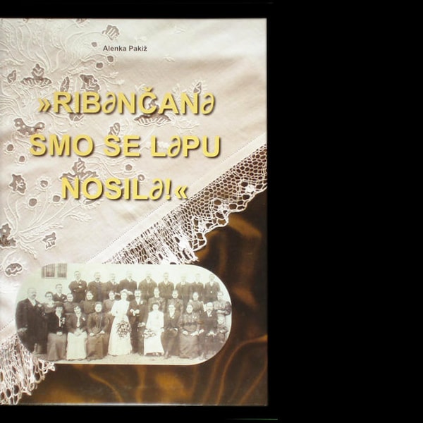 RESERVA Ropa histórica eslovena en Ribniska Dolina Eslovenia / vestido tradicional traje popular / moda europea antigua traje italiano de los Balcanes