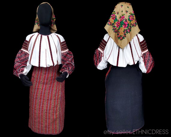 Vintage Hungarian Csango folk costume from Romani… - image 1