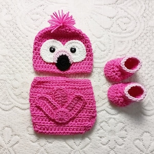 Crochet Flamingo Baby Outfit: Hat & Diaper Cover, Newborn Photo Prop