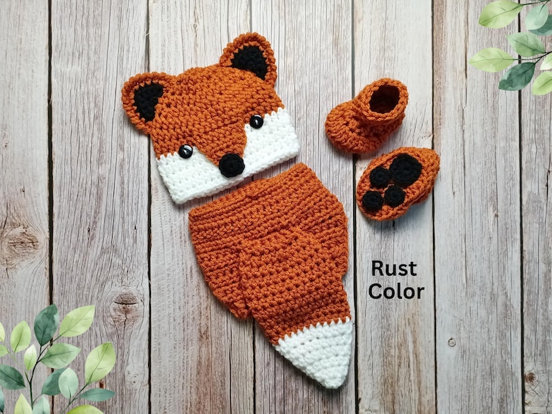 Baby Red Fox Hat and Diaper Cover, Fox Halloween Costume, Crochet Animal Hat, Newborn Photo Prop, Woodland Nursery, Baby Shower Gift immagine 5