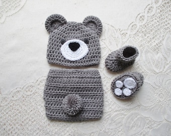 Baby Bear Hat, Diaper Cover and Booties - Baby Photo Prop - Baby Shower Gift - Baby Bear Hat - Available in 0 to 6 Months - Any Color Combo