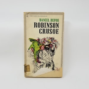 Robinson Crusoe by Daniel Defoe - Vintage Paperback