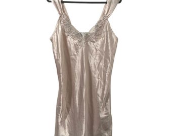 VTG Val Mode Lingerie Rosa Satin Spetskant Chemise Nattlinne Stor Coquette Mjuk