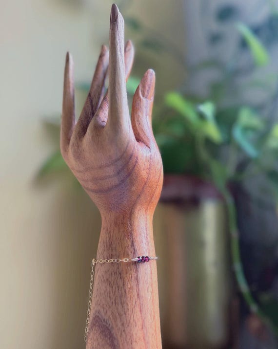 Garnet and 14k gold fill Bracelet, January Birthstone