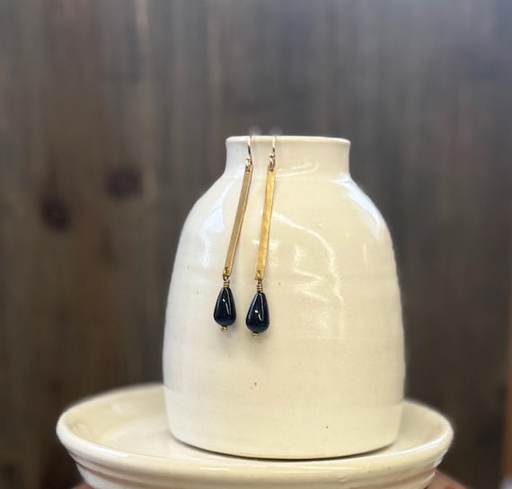 Long Brass Earrings With Black Agate, Hammered Line Earrings, Everyday Jewelry, Black & Gold.