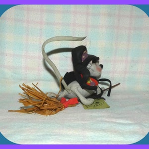 Vintage Annalee Thorndike Halloween With Mouse Doll on Broom, Original Tags, Collectible Doll, Gray Mouse, Black Costume, Witches Broom