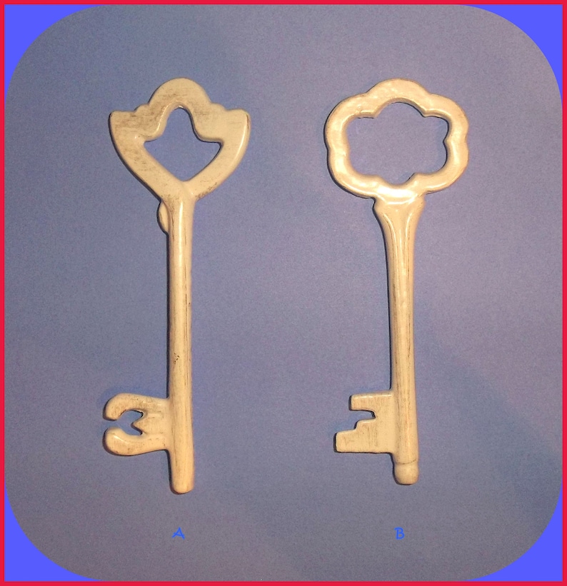 Large Craft Skeleton KEY White 4-14 to 4-12 Inch Metal Decorative Choice A or B