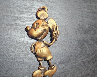 Llavero vintage de Mickey Mouse de los años 90: Coleccionable de Disney en latón