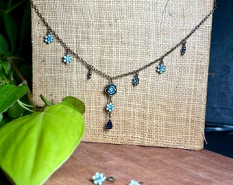 Vintage Avon blauwe bloem ketting en oorbellen set sierlijke bloemen sieraden emaille goudkleurige ketting cadeau voor haar delicate bungel bedelketting