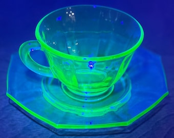 Vintage Uranium Glass Cup and Saucer Set, Heisey Ribbed Octagon Moongleam Green Depression Glass, Glows Under UV Light, 1930s Tea Cup