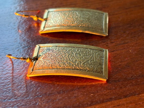 Vintage Brass Drop Earrings Rectangular Etched Da… - image 4
