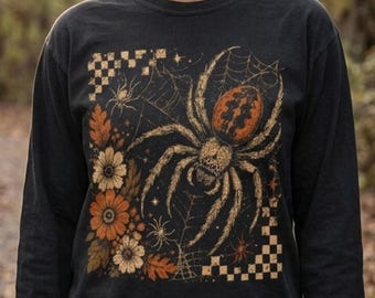 Camiseta de manga larga con estampado de arañas para Halloween, color negro desteñido, estampado otoñal.